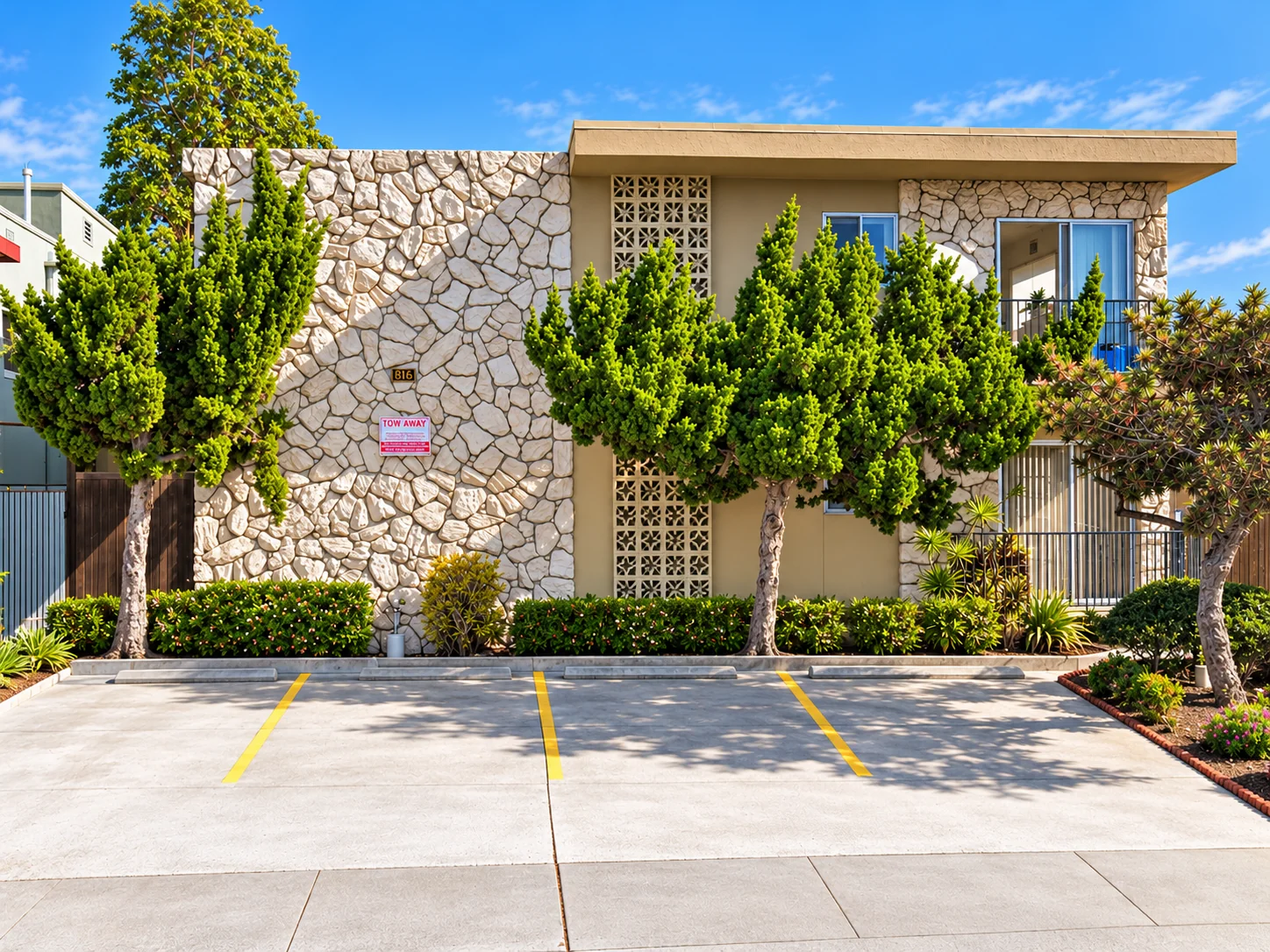 Sutter Street Apartments property exterior