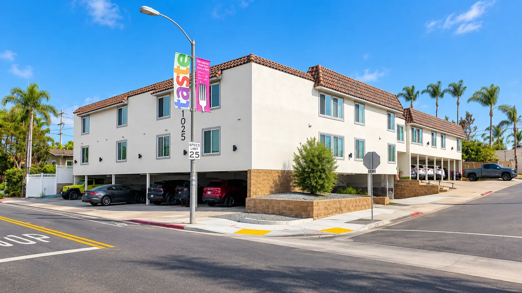 Exterior of University Crest Apartments at 1025 W University Ave in Hillcrest, San Diego