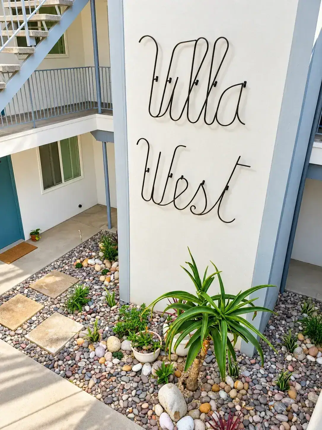 Villa West Apartments — property photo 3